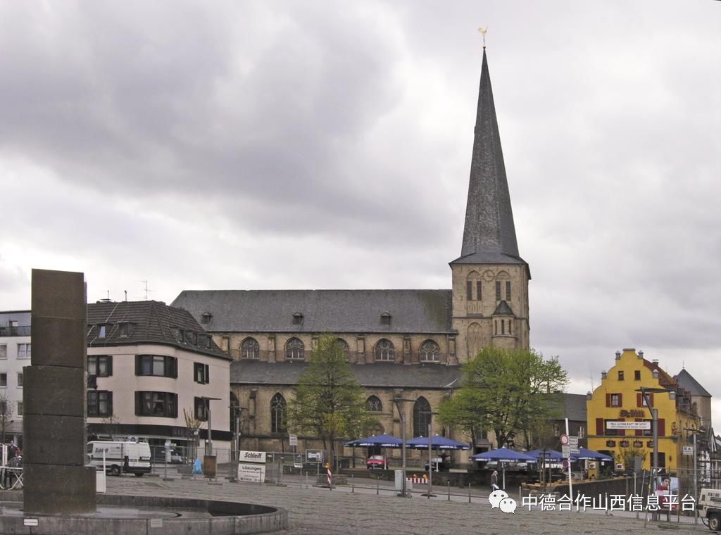 亚博APP-包含风云突变门兴格拉德巴赫赛前复出首秀，法甲版图或变，态度坚定，球队文化再被提及的词条